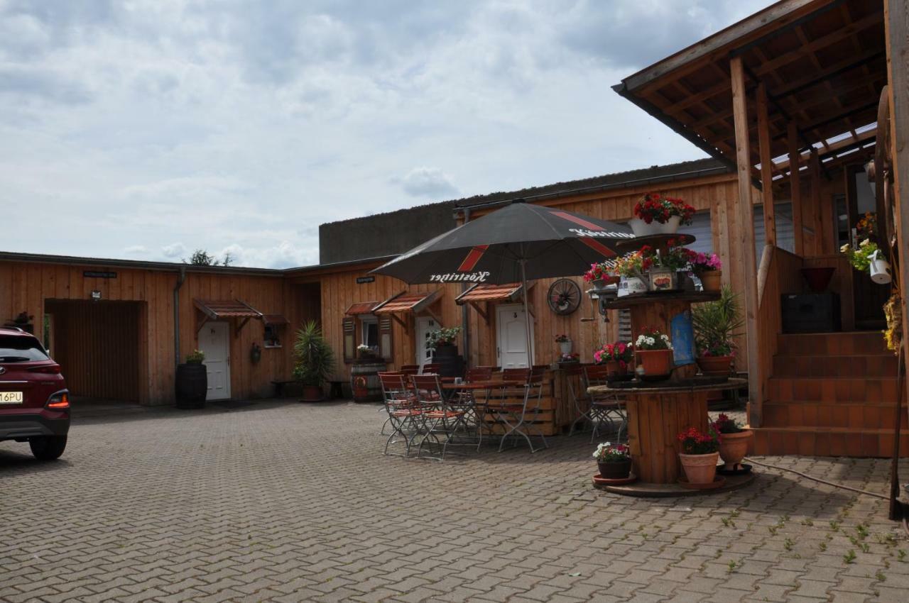 Hotel Ratskeller Neustadt Exteriör bild