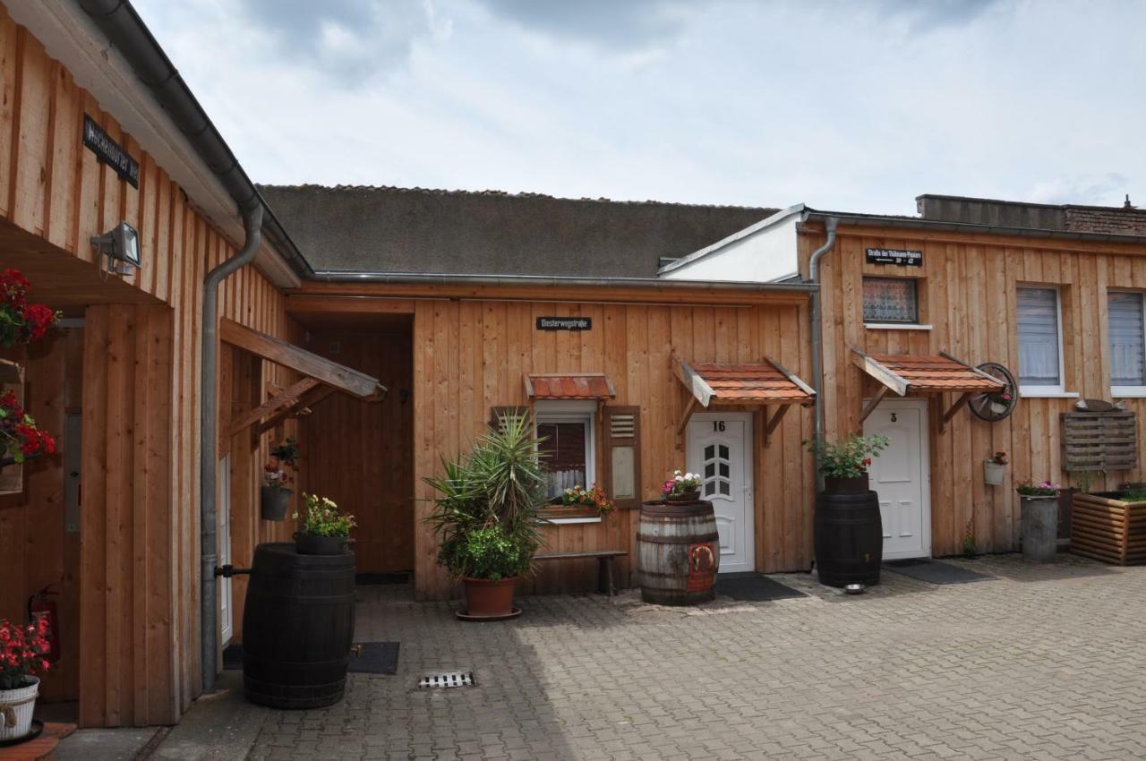 Hotel Ratskeller Neustadt Exteriör bild